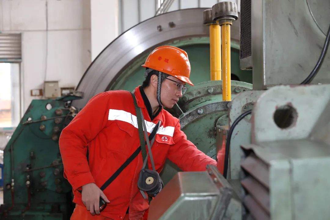 广西中金岭南矿业公司古文渊被命名为“来宾最美职工”